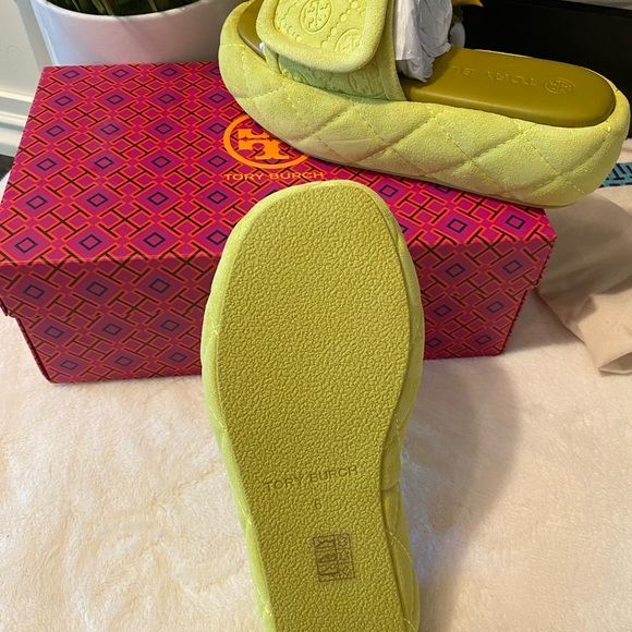 Tory Burch T Monogram Bubble Slide - Picture 6 of 9